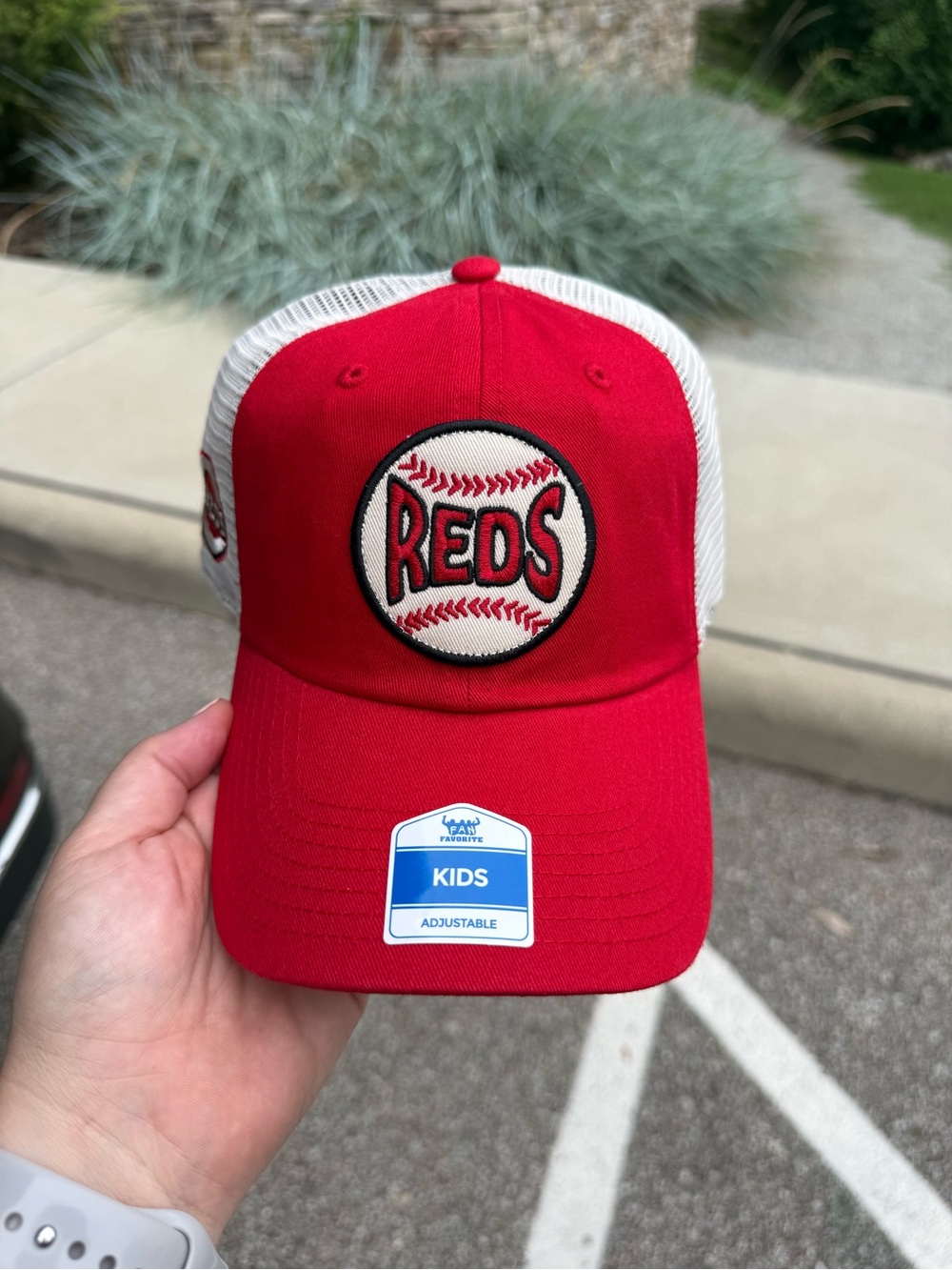 Genuine Merchandise Kids Reds Red & White Trucker Hat